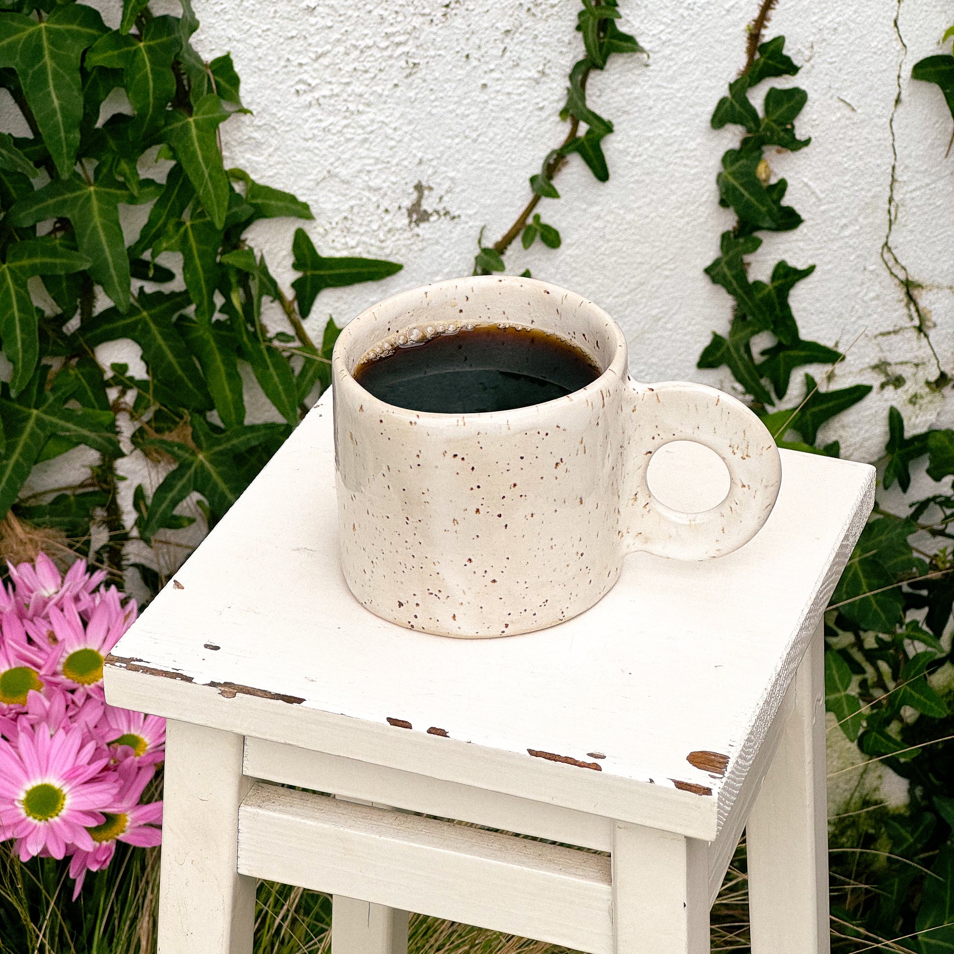 Saleta big mug with round handle - Saleta