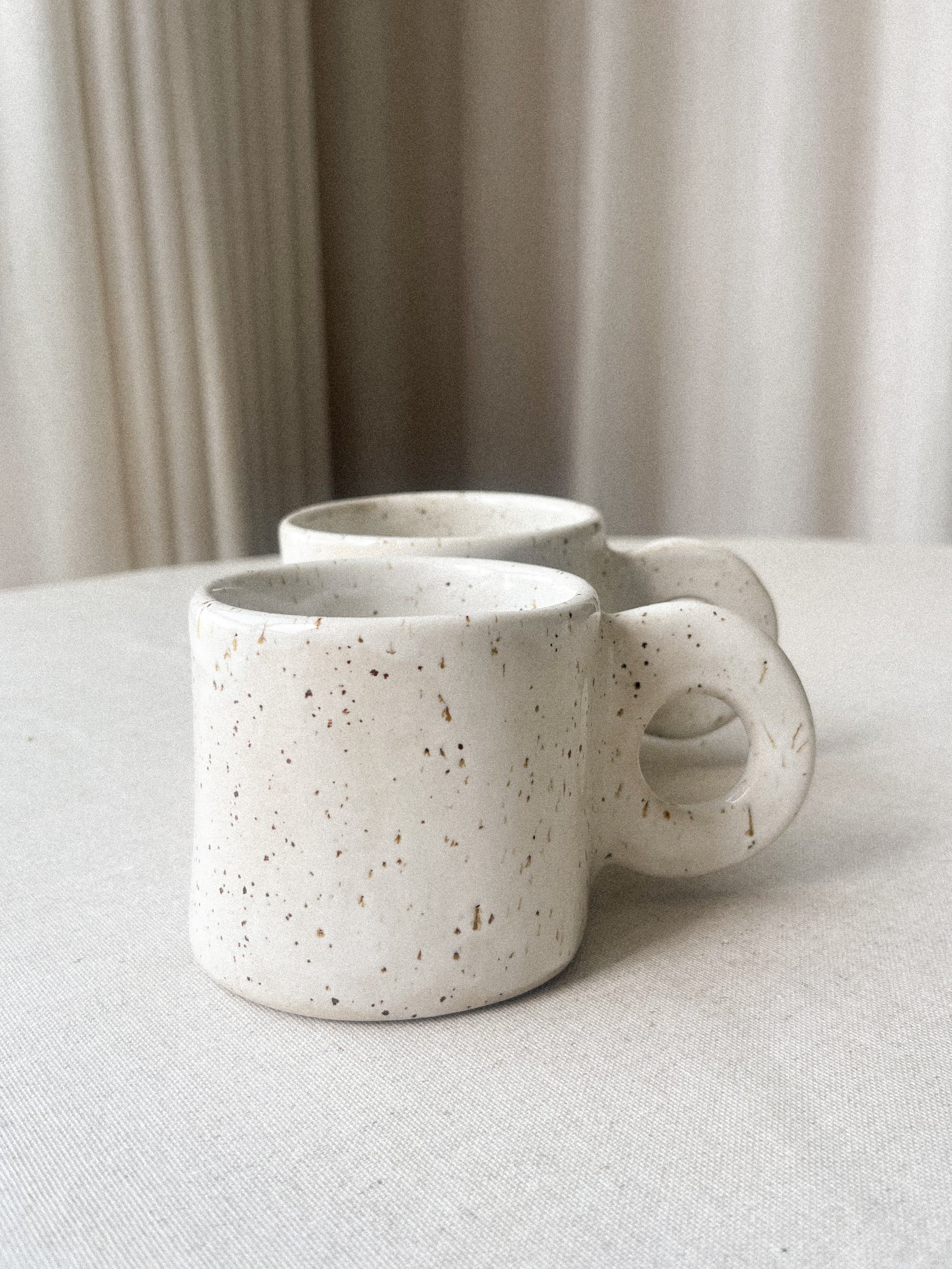 Saleta big mug with round handle - Saleta