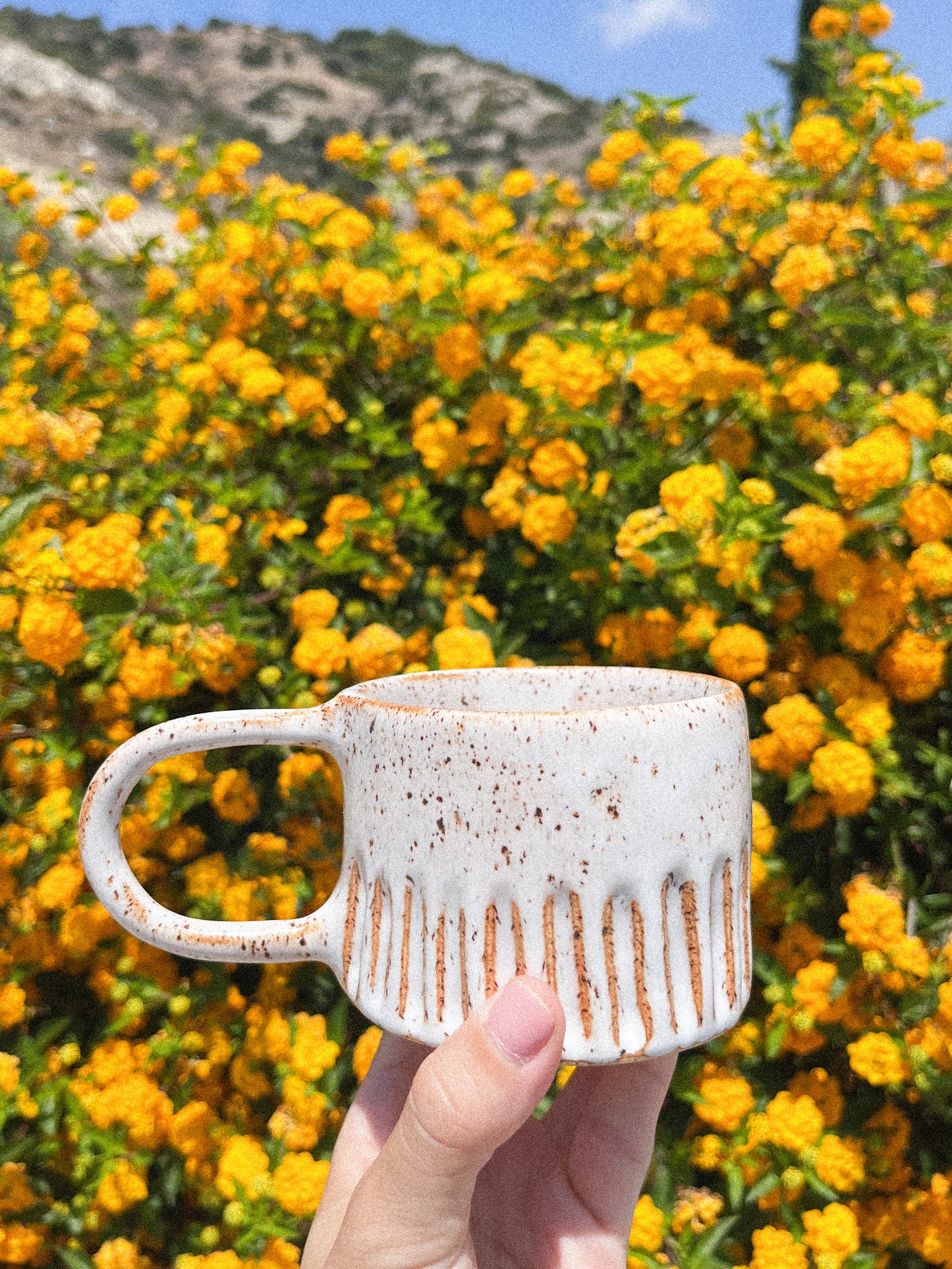 Saleta carved mug - Saleta