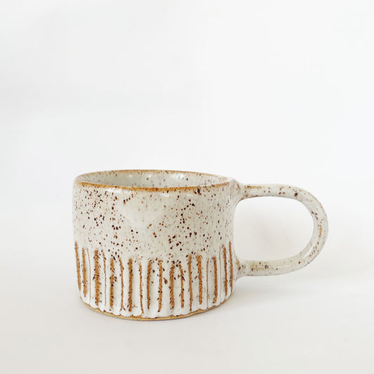 Saleta carved mug - Saleta